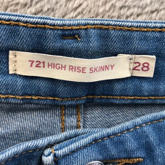 Levis Womens 721 Jeans Size 28 High Rise Skinny Leg Ankle Blue Denim Casual - Picture 3 of 16
